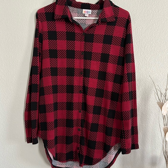 LulaRoe Button front long sleeve shirt - Picture 2 of 8